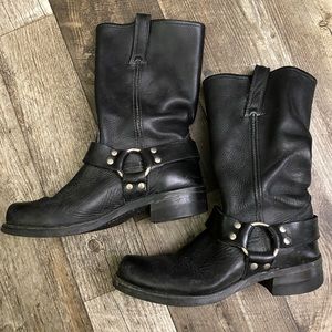 SPECIAL SALE PRICE FOR TODAY!! Frye Motorcycle Boots Black size 9 womens